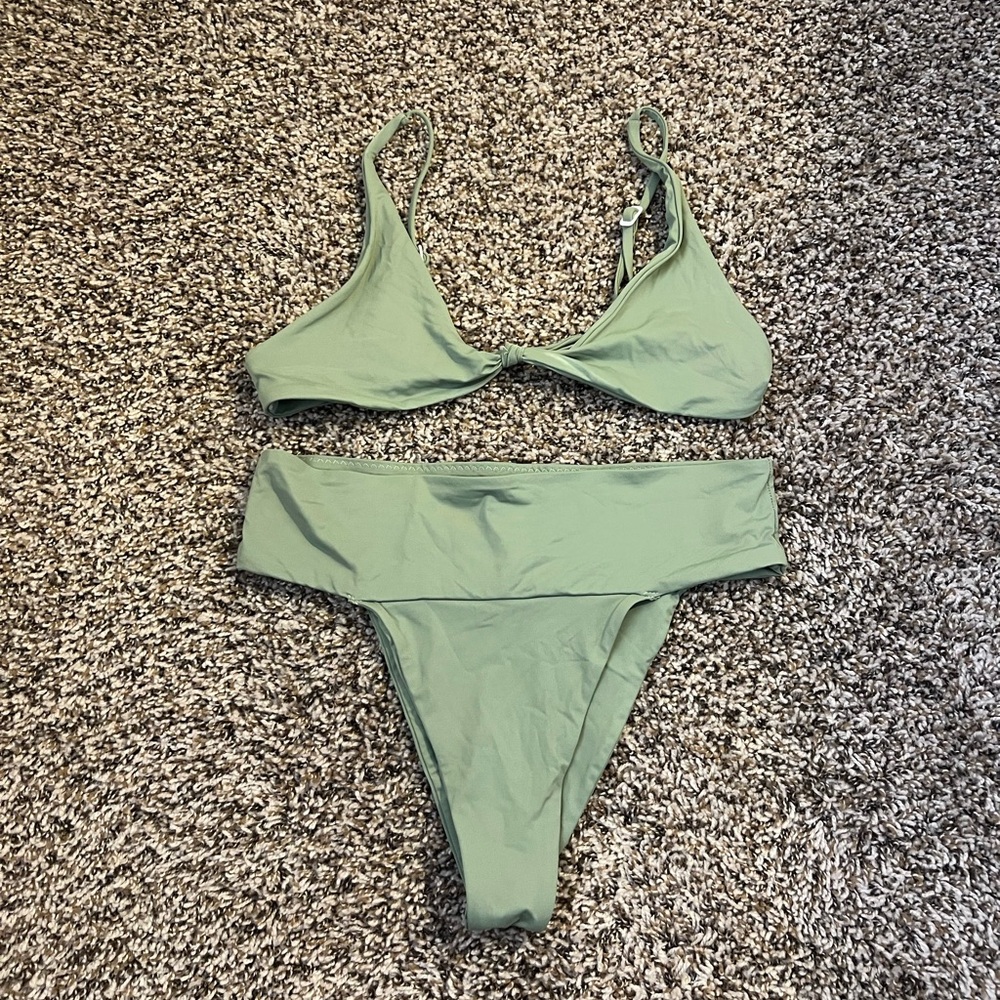 Toast Swim Green Bikini Set